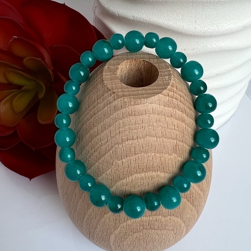 Teal Stretch Beaded Bracelet - Picture 12 of 13